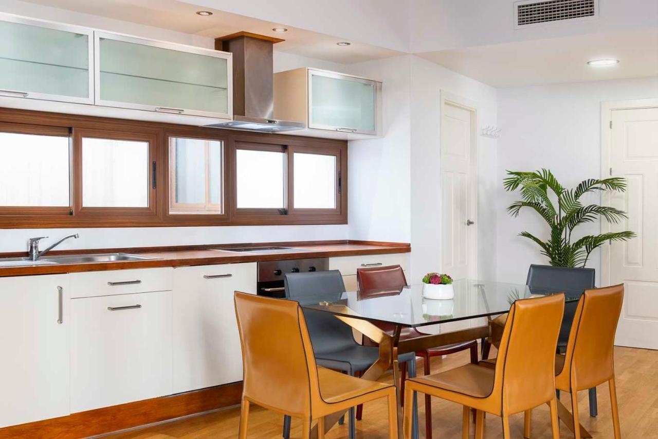 San Diego Suite Apartment Севилья Экстерьер фото